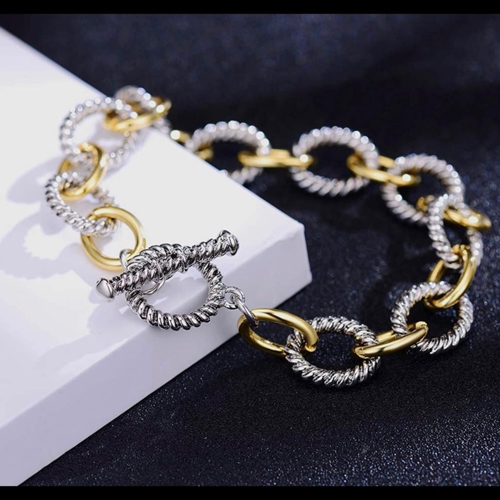 Two Tone Link Bracelet - Picture 2 of 2